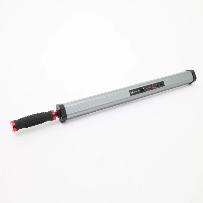 Falcon-Eyes-Saber-One-LED-Video-Light-22W-High-CRI-4-Color-Temperatures-with-Dimmable-Power (2)