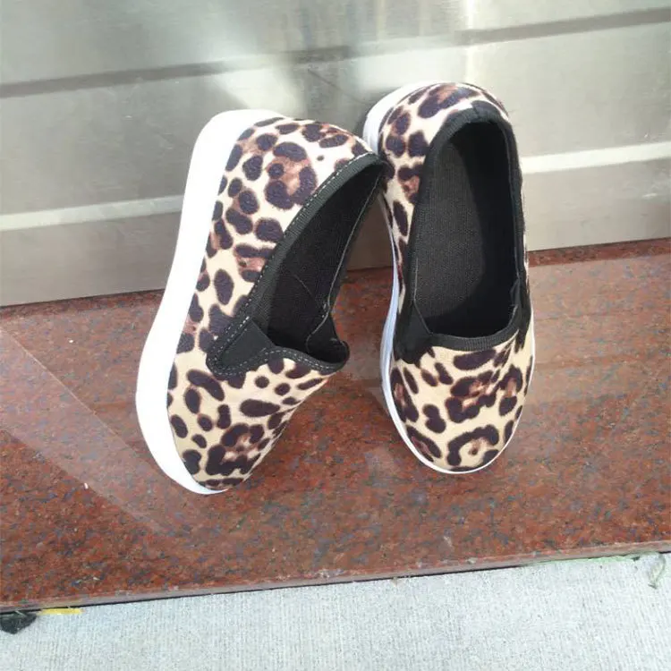 9586398905_285020513