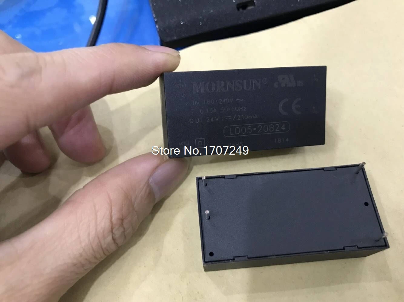 

Новый оригинальный MORNSUN LD05-20B24 Module 220V-24V Power Module DIP