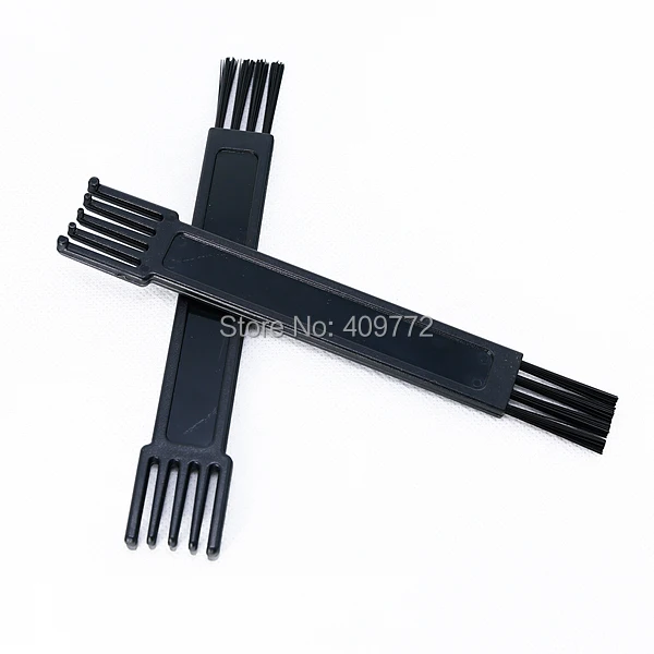 

2 Pieces Comb & Brush Cleaning Tool for Neato Botvac 70e 75 80 85 Vacuum Cleaner Neato Botvac Multi-functional Cleaning Tool