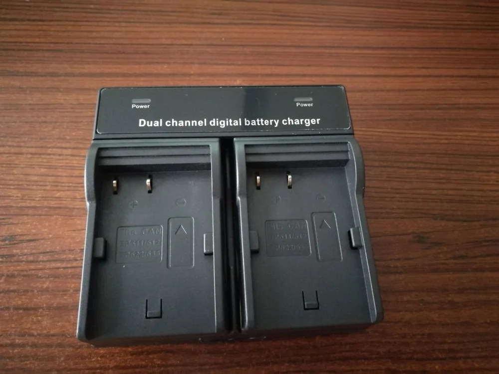 Caricabatterie A Doppio Canale Per Nikon En-El15 D7000 D7100 D750 D600 D810 D610