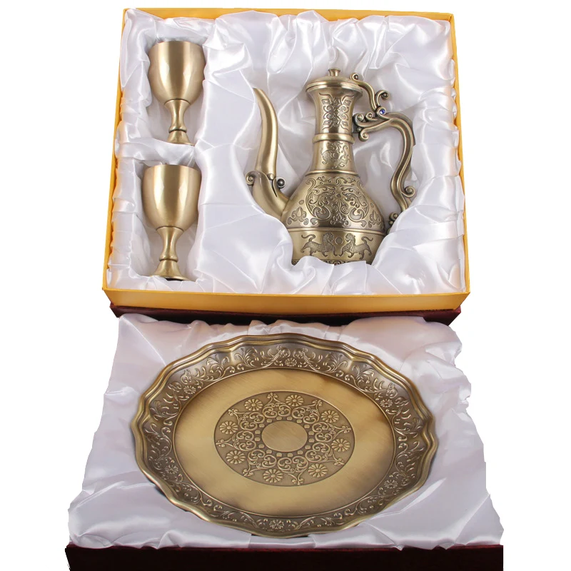 

Russian Products Bronze Emboss Drink Wine Flask Set with 2 Wine Cups As Wedding Business Gifts Include Bronze Cup Wine Plate