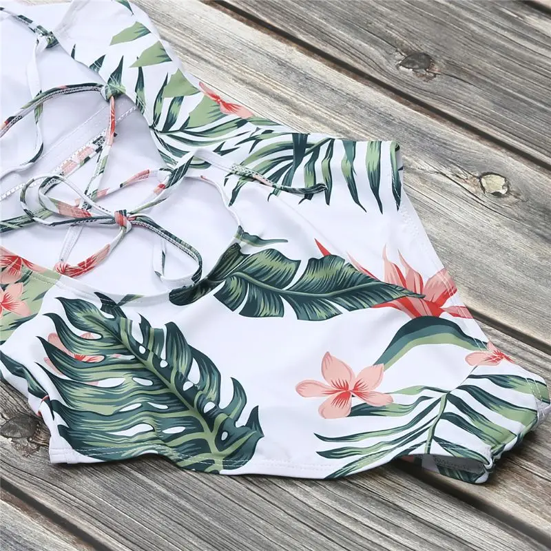Family Matching Summer Bikini Bohemian Tropical Leaves Floral Printed Swimsuit Mom Dad Girls Boys Shorts Ruffles 4 Sizes Family Matching Summer Bikini Bohemian Tropical Leaves Floral Printed Swimsuit Mom Dad Girls Boys Shorts Ruffles 4 Sizes