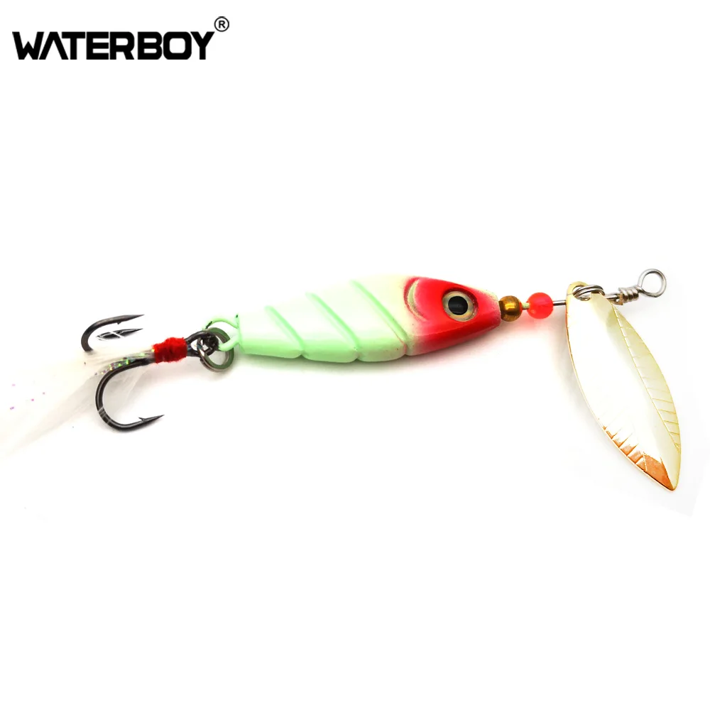 

WATERBOY 4.5cm 22.5g Glowing Spinner Fishing Lure Lighted Metal fish bait Feather Treble Hook Artificial Lures Glow in the Dark