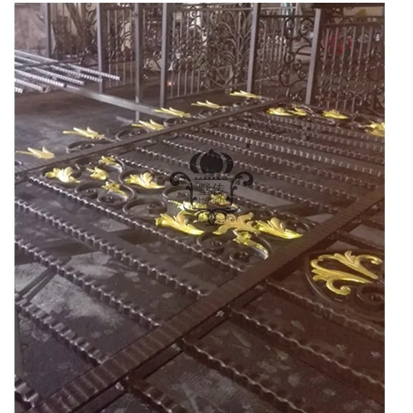 US $150.00 HENCH Garden Wrought Iron Fence 8x5 fencing shop fences movie cyclone fencing for sale