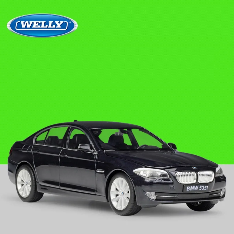 

1:24 Welly 535i black/blue/white/gold/silver Diecast Model Car