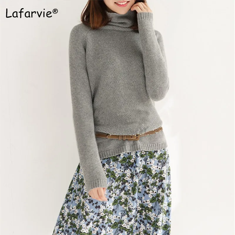 Lafarvie Winter Cashmere Sweater Women 2019 Fashion Casual Solid Turtleneck Sweater Warm Vintage Loose Long Sleeve Knit Pullover