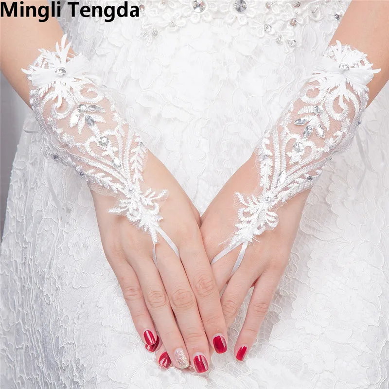 Mingli Tengda Свадебные Интимные аксессуары Кружево бисером Прихватки для мангала белые цветы без пальцев Свадебные перчатки свадебные