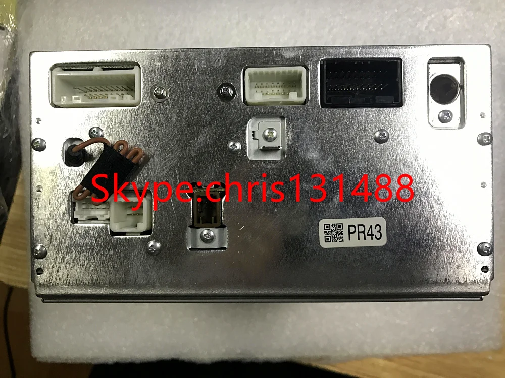 SUBARU 6 CD RADIO.