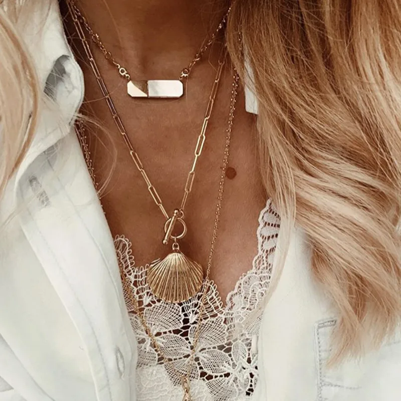

Gold Color Cowrie Shell Pendant Necklace for Women Chain Necklace Bohemia Statement Collier