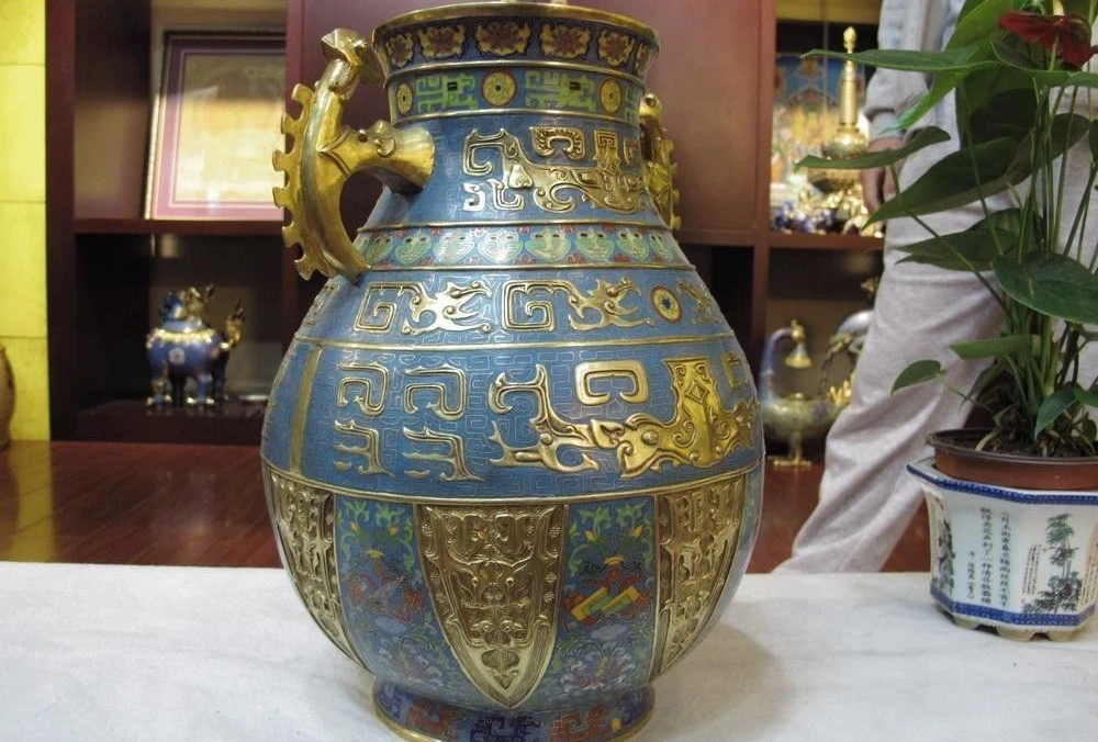 Chinees Бронзовый 24 К золото перегородчатой зверь вен восемь сокровища jar глиняный горшок ваза