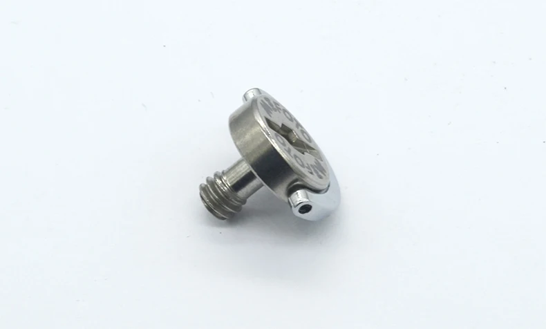 MeFoto 1 4 Screw 03