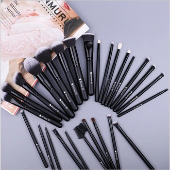 

27Pcs/Set Beauty Makeup Brushes Set Cosmetic Foundation Powder Blush Eye Shadow Lip Blend Make Up Brush Tool Kit Maquiagem
