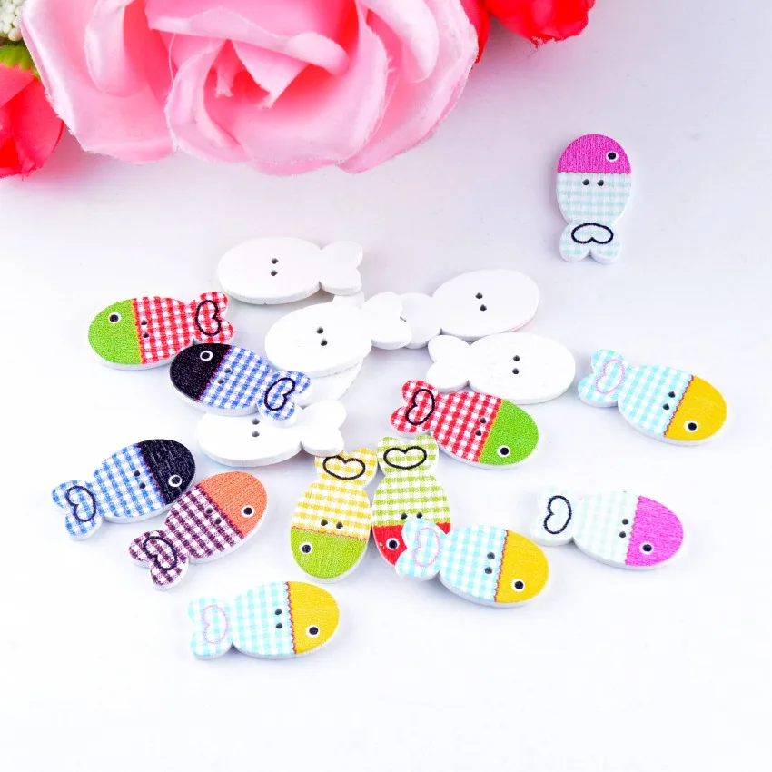 

Free Shipping Retail 10Pcs Random Mixed Lovely Fish Animal 2 Holes Wood Painting Sewing Buttons Scrapbooking 25x13mm