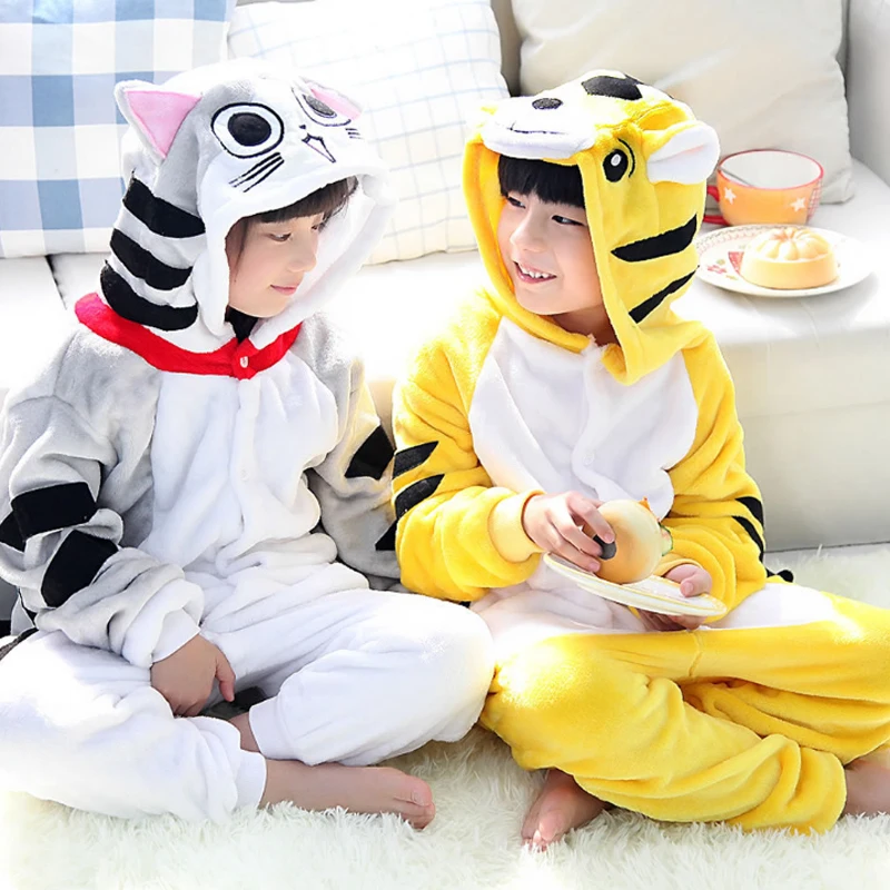 

2018 animal cheese cat tiger cat piece pajamas long sleeve cartoon home service autumn and winter plush children baby thickening