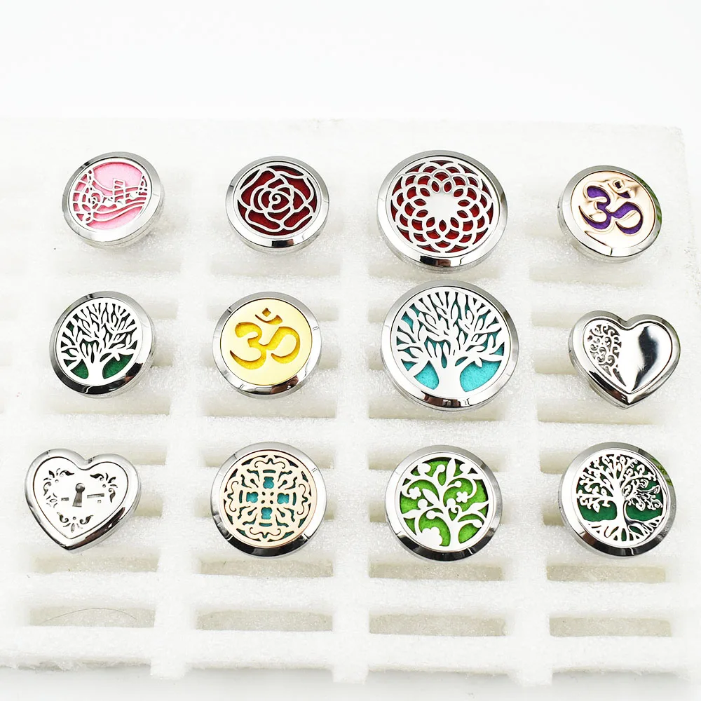 

1PC Diffuser Car Aroma Locket 30MM/38MM 316L Stainless Steel Locket Free Pads Randomly Styel