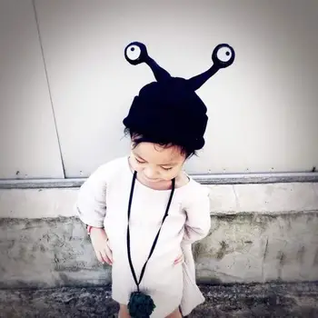 

5pcs/lot Anyongzu Unisex Animal Adjustable Children Warm Winter Fashion New Baby Hat Flanging Cartoon Insect Eyes hat 48cm