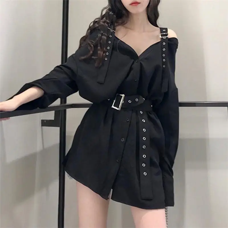 Готическое панк Черное платье корейский стиль с открытыми плечами женское платье прямой пояс Кнопка повседневное готическое темное женское сексуальное уличное платье