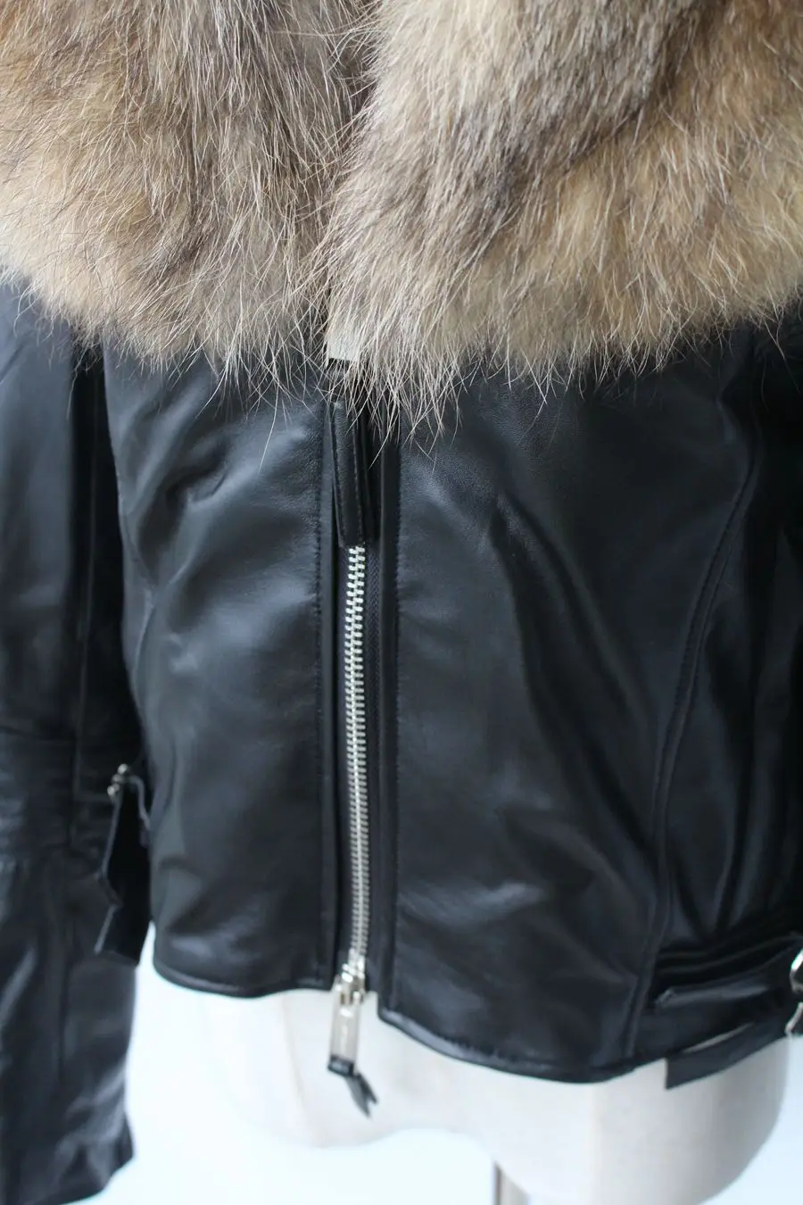 genuine sheepskin leather jacket with real big raccoon fur collar (7)