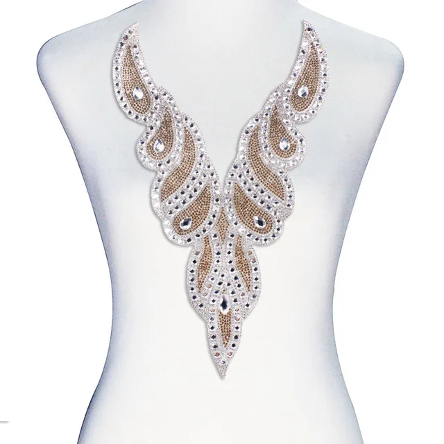 

1piece V Neck Collar Design Hot Fix Transfer Rhinestones Beads Crystal Applique for Women Weding Dress Sewing Supplies T2395