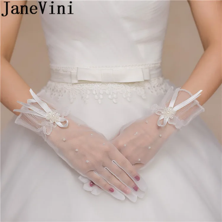 

JaneVini Short Full Finger Wedding Glove For Girls Bride Pearls Sheer Tulle White Wedding Bridal Gloves Gants De Mariage 2018