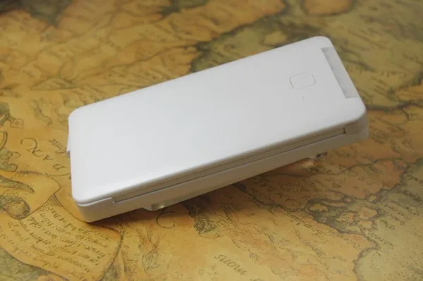 6000mah power bank with inbuilt usb cable 17