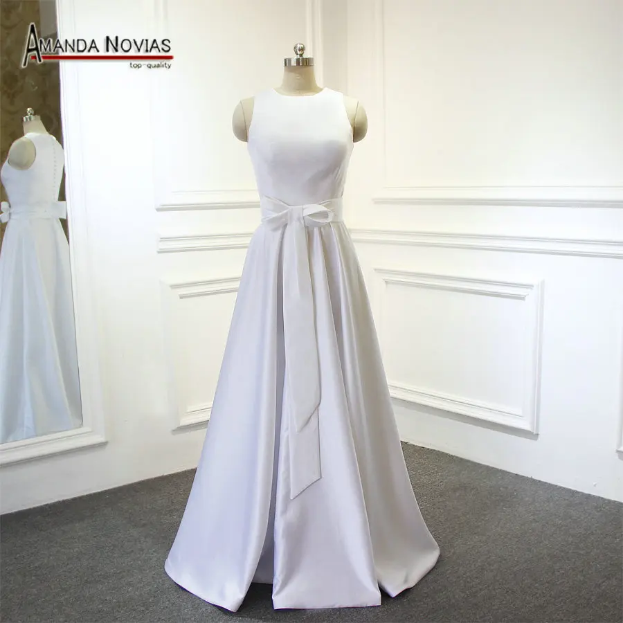 

Elegant Satin Beach Wedding Dress 2019 New Style