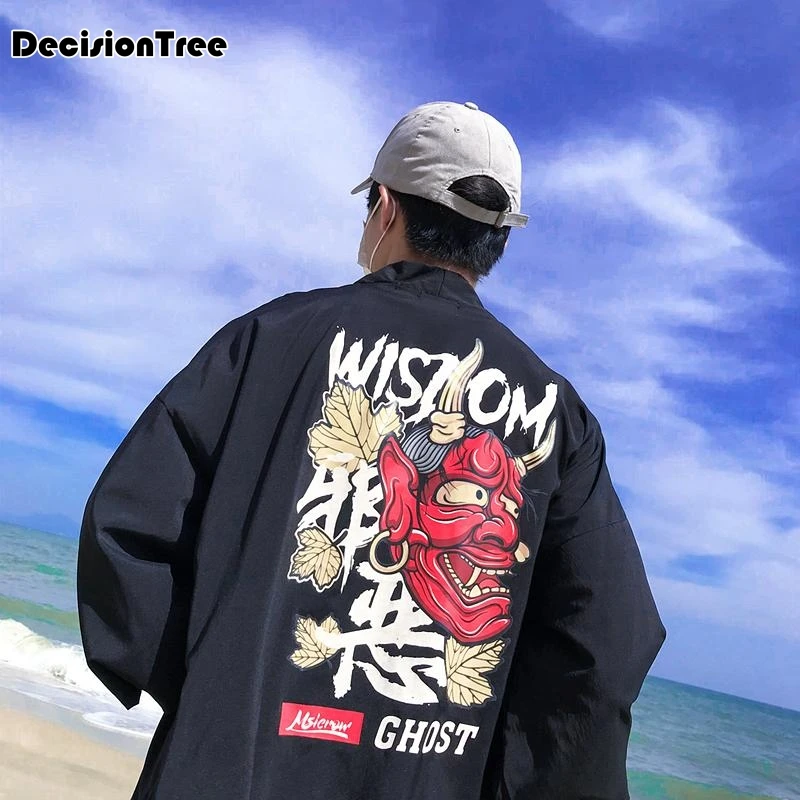 

2019 summer japanese printing cotton linen male long sleeve kimono men kimono cardigan black sunscreen coat men Windbreaker