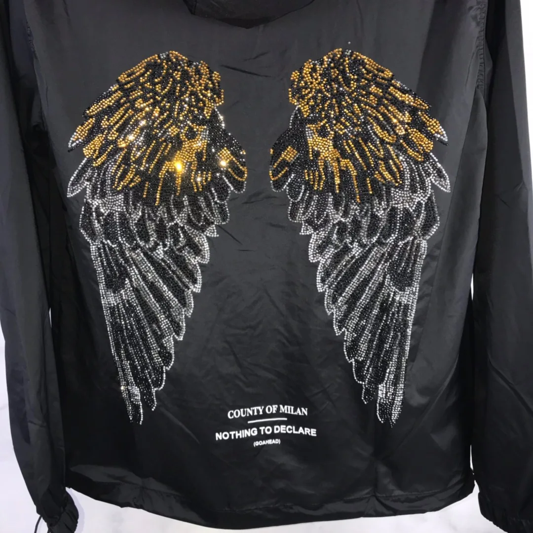 2019 Best Quality 1:1 Marcelo Burlon MB Dimond Wings Women Men Windbreaker Jacket Hiphop Streetwear Men Sun-protective Jackets 2019 Best Quality 1:1 Marcelo Burlon MB Dimond Wings Women Men Windbreaker Jacket Hiphop Streetwear Men Sun-protective Jackets
