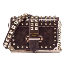 Женская новая модная сумка-мессенджер с цепочкой из искусственной кожи, украшенная металлической пряжкой, дикая многослойная Сумка через плечо