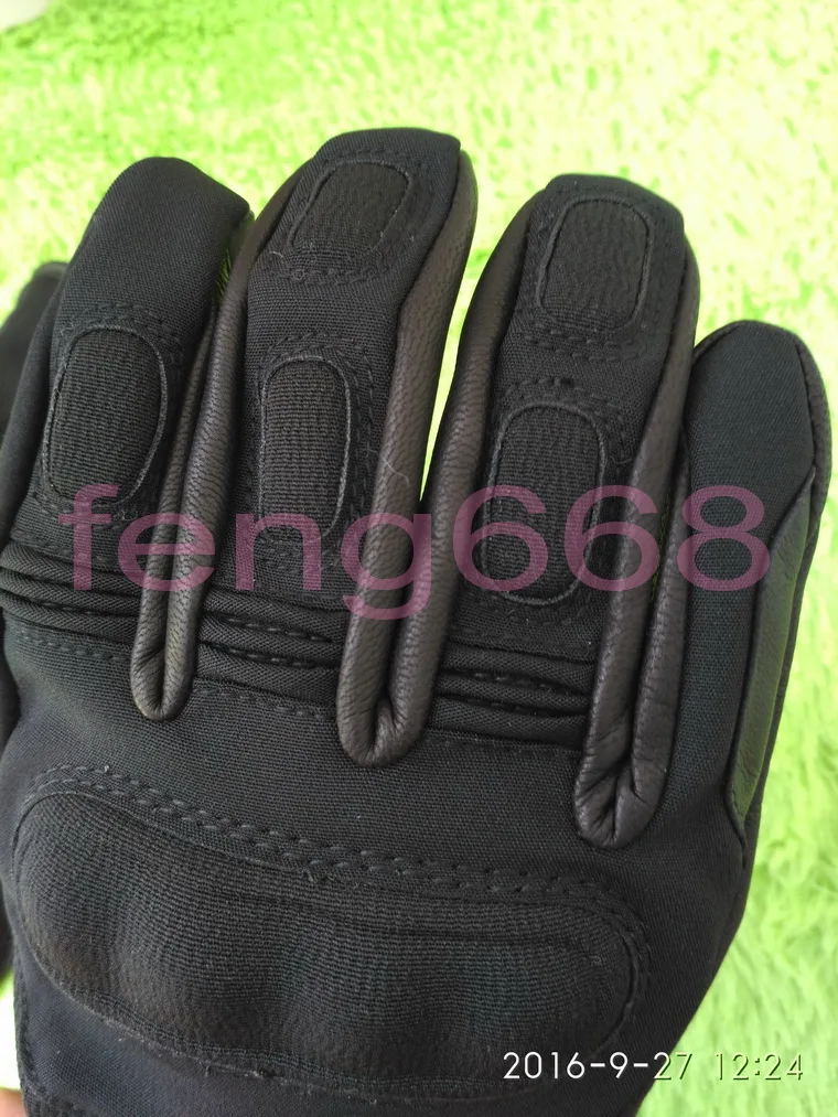 2016 New waterproo glove REV'IT! CARVER H2O Motorcycle gloves windproof Revit motorbike gloves made of leather and textile 2016 New waterproo glove REV'IT! CARVER H2O Motorcycle gloves windproof Revit motorbike gloves made of leather and textile