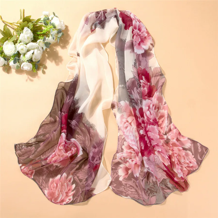 Новая весенняя и летняя популярная модель, разноцветный шифоновый шелковый шарф с принтом, Женская дикая Солнцезащитная шаль, декоративный шарф