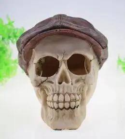 

Halloween Decoration novelty toys funny horror spoof tricky trick props resin skull ornament