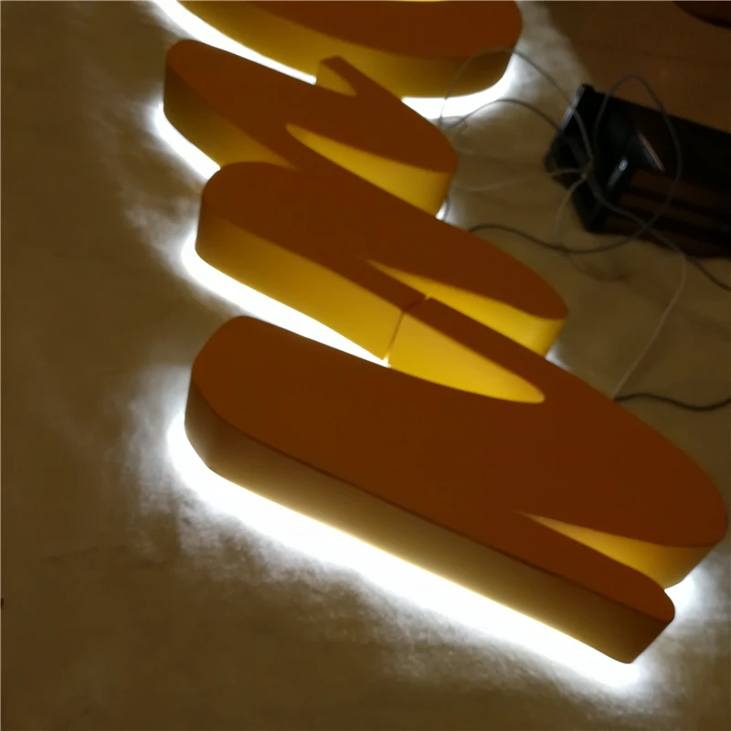 rear lit letter36