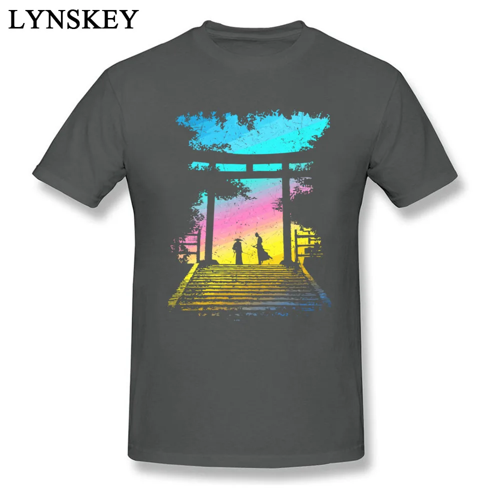 Men Tops Shirt Brand New Birthday T-Shirt 100% Cotton Round Neck Short Sleeve Normal Group Tee Shirt Top Quality Wholesale Two Samurai Ronin Ready to fight by Sunrise at the Torii gate carbon