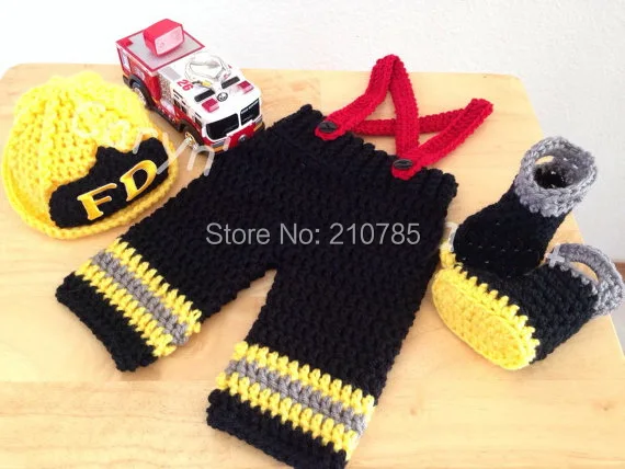 

Free shipping Newborn firefighters Costume Photography Prop Crochet boys Hat+boots+ black Overall Suspenders Pants 3pcs set