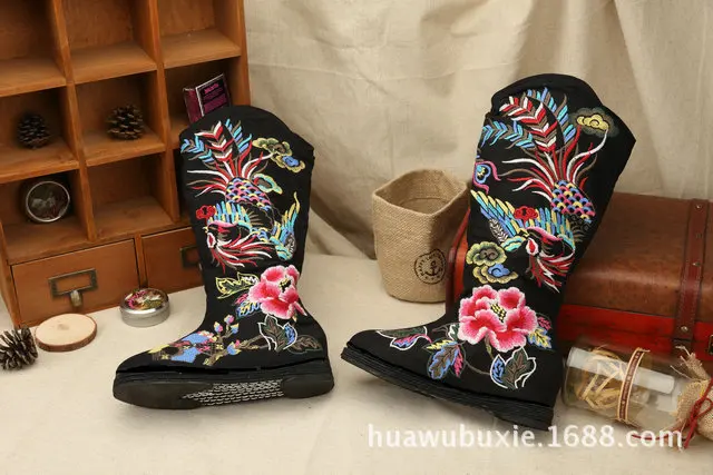 Женская обувь на плоской подошве в китайском стиле; сезон весна-осень; модные ботинки до середины икры с круглым носком и вышивкой; Размеры 35-40; SXQ0812