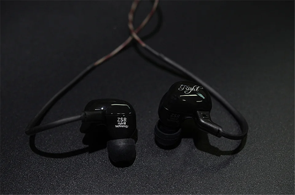 KZ_ZSR_Hybrid_Headphones_1DD+2BA_Six_Drivers_In_Ear_Earphone_Armature_And_Dynamic_HIFI_Bass_With_Replaced_Cable_HIFI_Earbuds (14)
