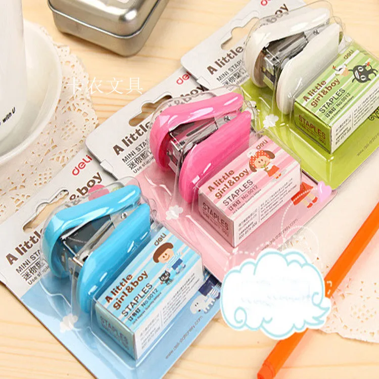 

Super cartoon Mini Panda stapler paper punch Grampeador de papel Grapadora office Agrafeuse sans agrafe Grapadoras de papel 2802