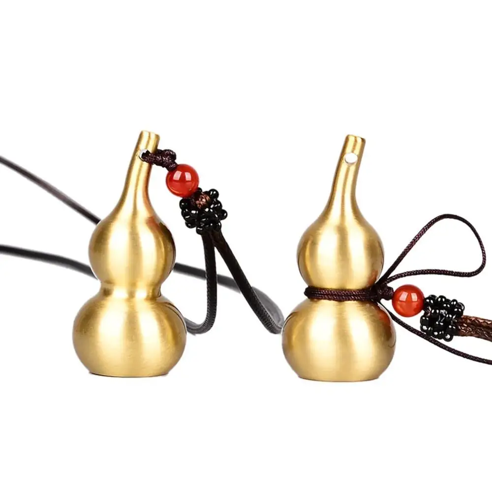 

Outdoor EDC Tool Key Chain Charm Vintage Style Gourd Shaped Portable Brass Keyring Holder Decoration Souvenir