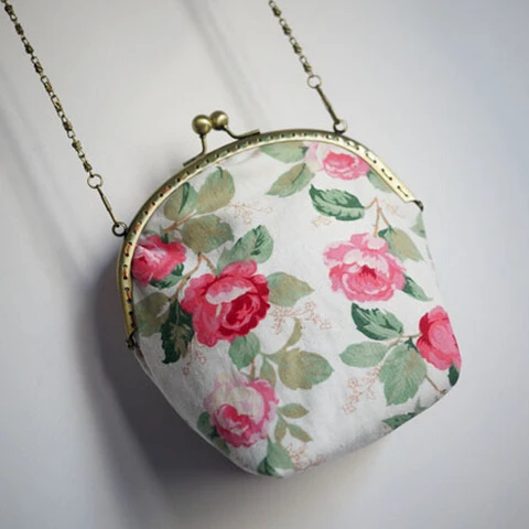 Corrente de Ouro Armação de Metal Cartão de Telefone Bolsa do Mensageiro das Mulheres 15 Novo Mori Menina Rosa Boca Mini Aves Bolsa Móvel Chave Bolsa Cross corpo