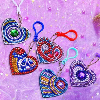 

5PCS Heart Shape DIY Diamond Painting Keychain Handmade Phone Hanging Charms Car Pendants Mosaic Making Supplies Kit
