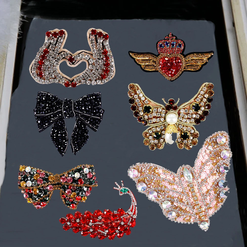 

2pc New Beaded 3D Bowknot Rhinestones Peacock Butterfly Hand Heart Crown Wing Patch Bag Shoes Decoration Cloth Sewing Applique