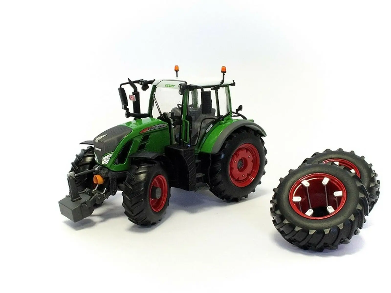 UH 1:32 FENDT 720/722/724 VARIO DOPPELRADER ABNEHMBAR 3X сельскохозяйственные тракторы из сплава Модель