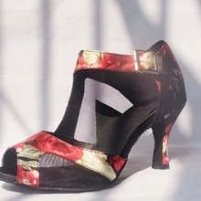 HXYOO женская мягкая сатиновая подошва красный цветок с сеткой Сальса Танцевальная обувь для танцев Женская Обувь для бальных и латиноамериканских танцев GM161