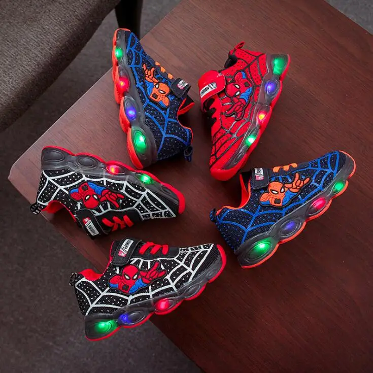 

Cartoon SpiderMan Kids Shoes Luminous Glowing Led Children Shoes Lighted Led Baby Kids Sneakers Mesh Sport Shoes EU 21-30