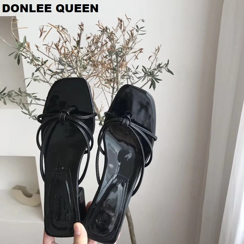 DONLEE QUEEN/; брендовые шлепанцы; модные шлепанцы с узкими ремешками на низком каблуке; женские Босоножки с открытым носком; уличные Вьетнамки; sandalias mujer