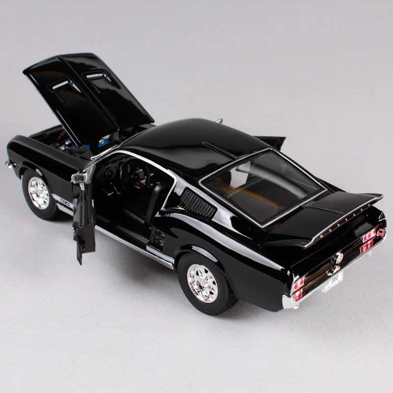 Maisto 1:18 1967 Ford Mustang GTA Fastback Muscle модель автомобиля литая модель автомобиля игрушка Новинка в коробке 31166