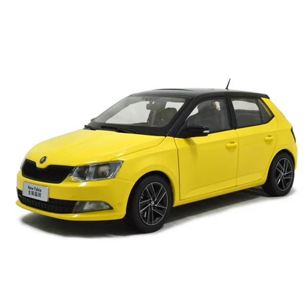 Модель Paudi 1/18 1:18 Масштаб Skoda Fabia желтый литой модельный автомобиль игрушка, модель автомобиля двери открытые - Цвет: Yellow