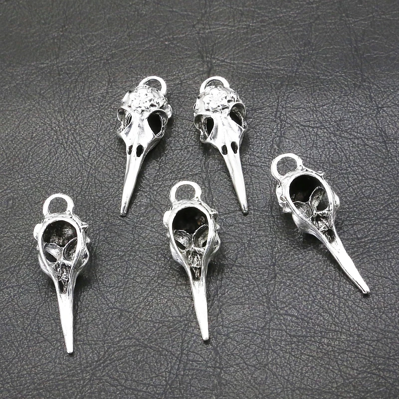 10-Pcs-Lot-Ancient-Silver-Bird-Skull-Charms-DIY-Accessories-for-Needlework-Jewelry-Making-Suspension-Accessories (1)
